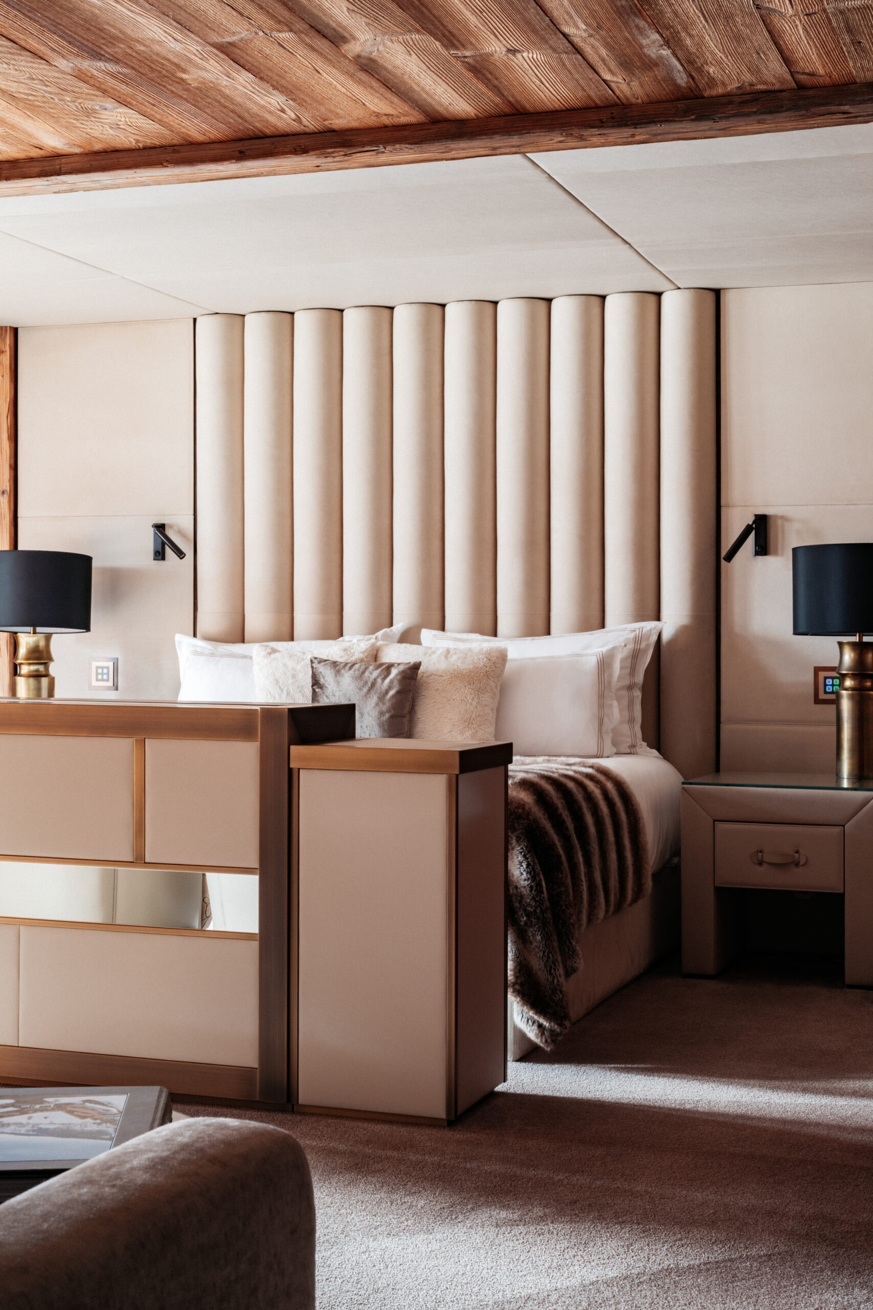Ultima Hotel Gstaad suite bedroom