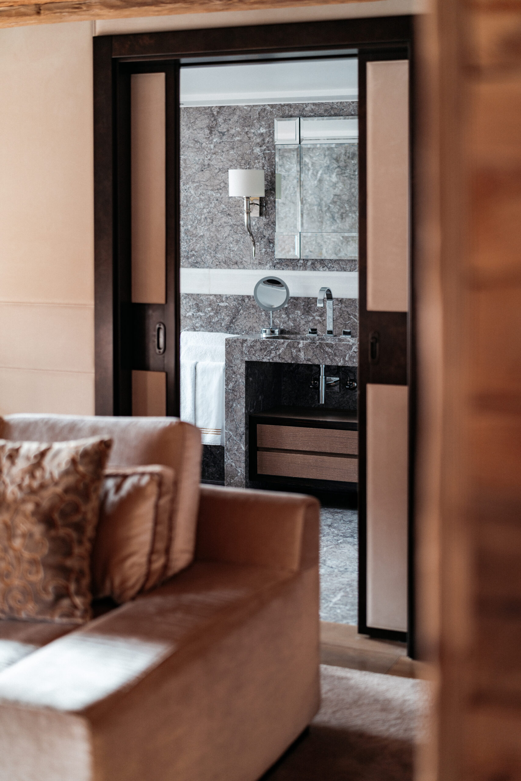 Ultima Hotel Gstaad bedroom interior