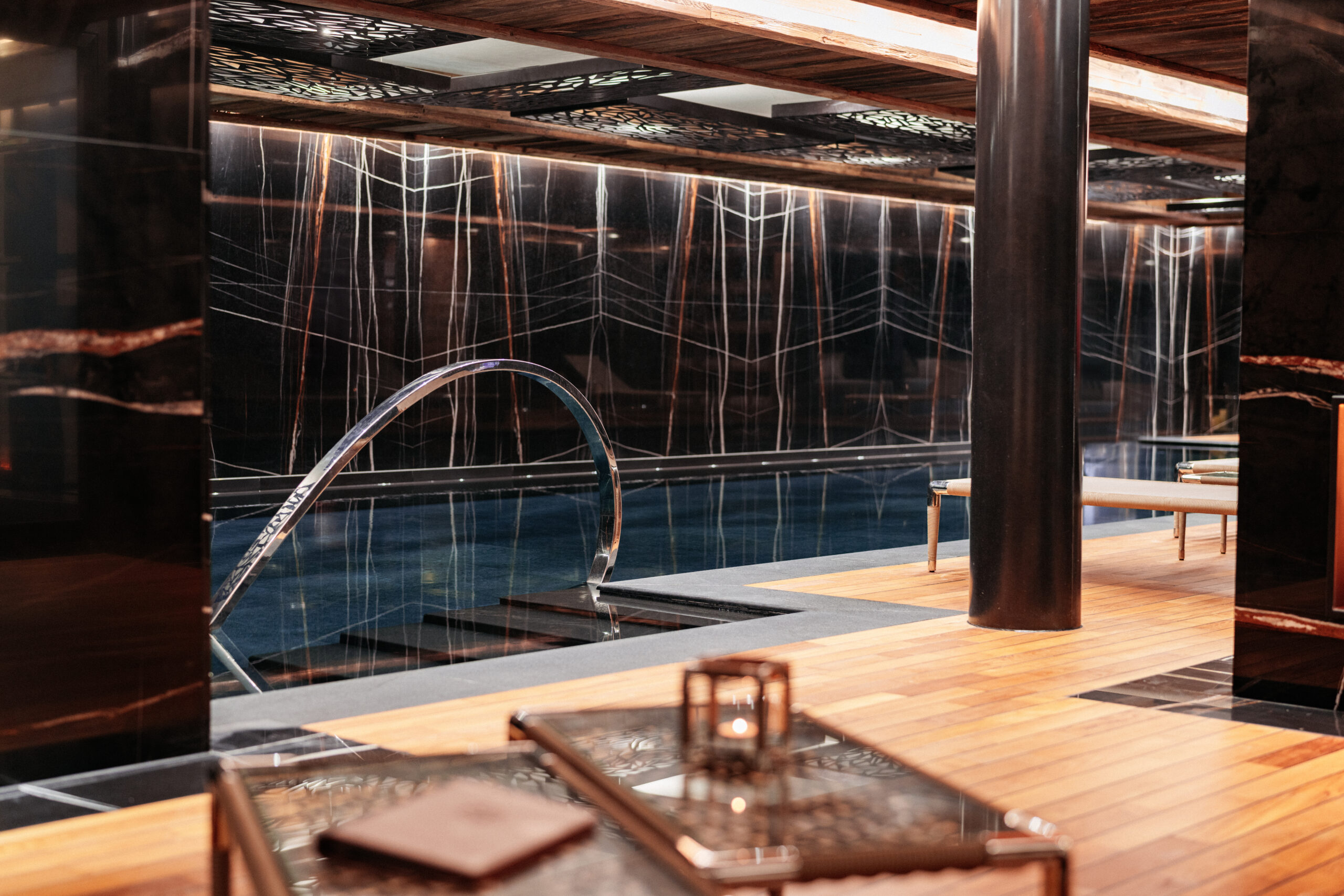 Ultima Hotel Gstaad spa pool